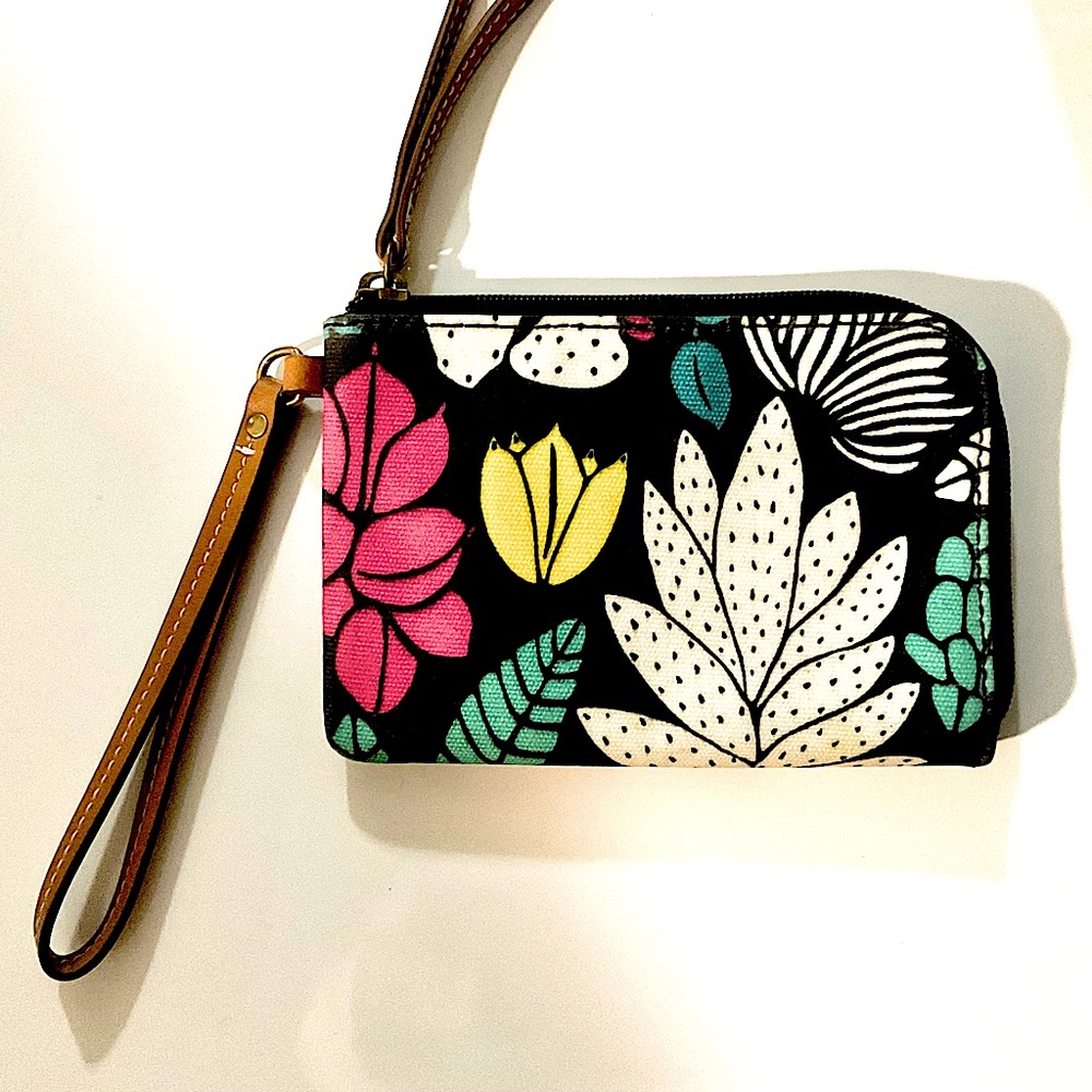 NWOT Fossil Eliza Wristlet Dark Floral - Picture 3 of 5